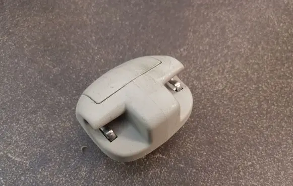 Sun visor clip/hook/bracket