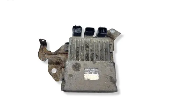 Toyota Avensis T250 Fuel injection control unit/module 8987120070