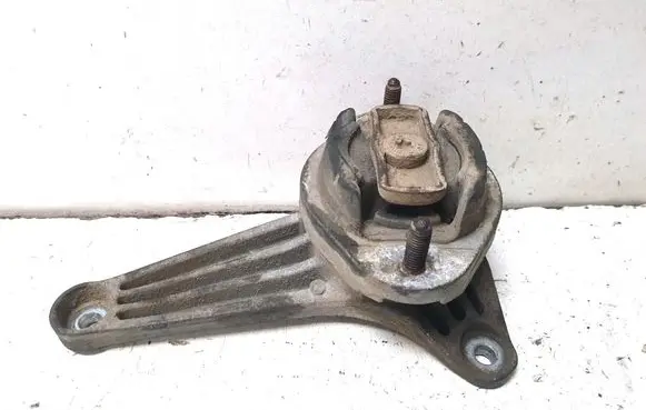 Audi A4 S4 B7 8E 8H Gearbox mounting bracket 8E0399115P