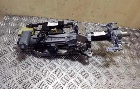 BMW X5 E70 Steering wheel axle 32306782828 6782828
