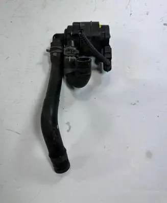 Volkswagen Multivan T5 Engine coolant pipe/hose 7E0819320B
