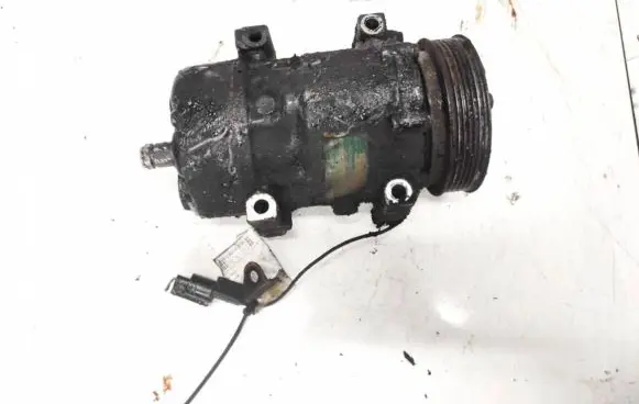 Volvo S40, V40 Air conditioning (A/C) compressor (pump)