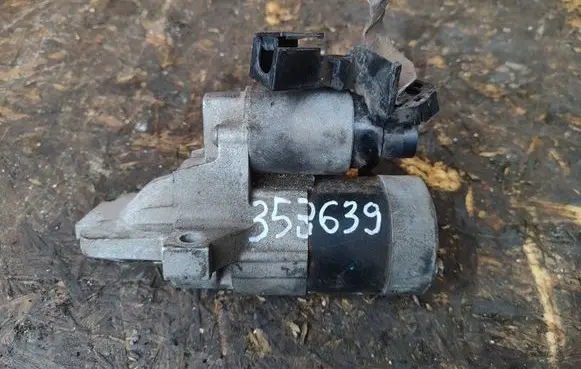 Mazda 3 I Starter motor L81318400