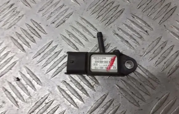 Renault Megane II Air pressure sensor 8200469905
