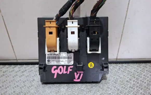 Volkswagen Golf VI Comfort/convenience module 1K0937084