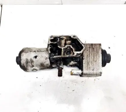 Skoda Octavia Mk2 (1Z) Engine oil radiator 045115389