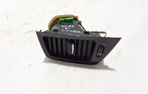 Volvo XC90 Dash center air vent grill 32277972