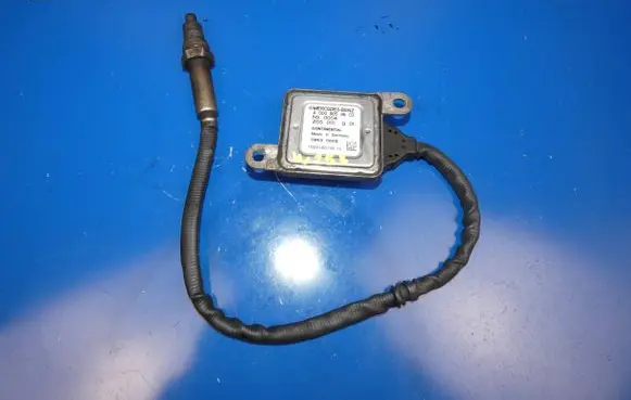 Mercedes-Benz GLC X253 C253 Lambda probe sensor A0009059603 5WK96681E 160218074410