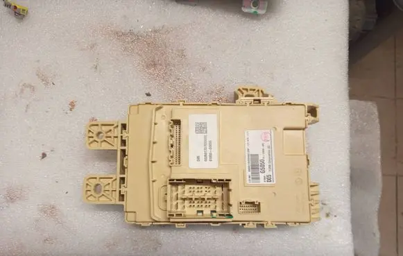 KIA Niro Fuse module 91950G5050 G50501707030003