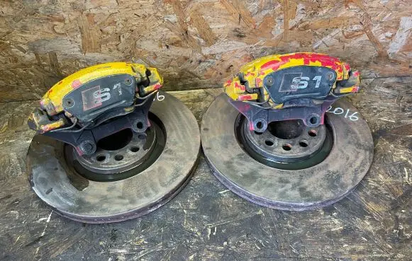 Audi S1 Brake discs and calipers set 
