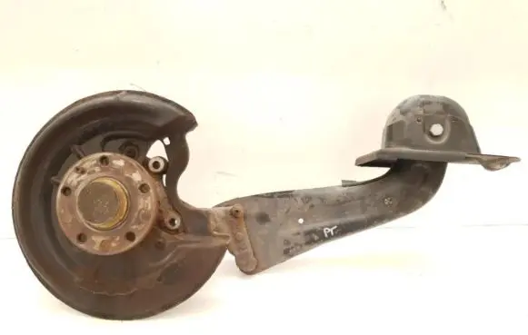 Skoda Octavia Mk2 (1Z) Rear wheel hub spindle/knuckle 