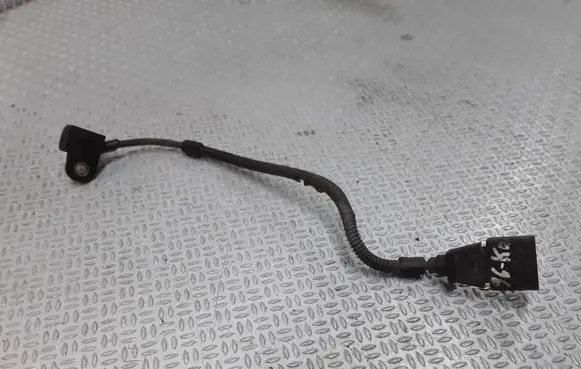 Volkswagen Bora Crankshaft position sensor 9805940