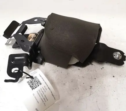 Mazda 6 Middle seatbelt (rear) GS2A