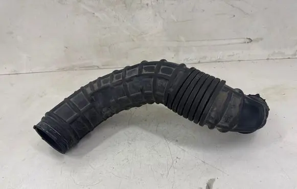 KIA Ceed Turbo air intake inlet pipe/hose 