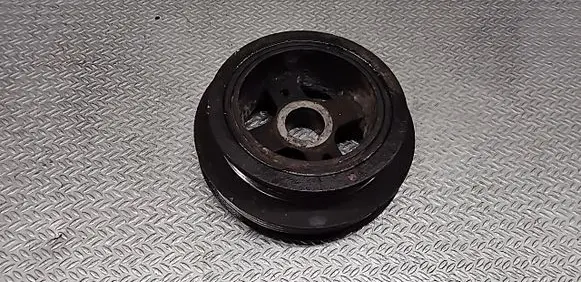Toyota RAV 4 (XA20) Crankshaft pulley