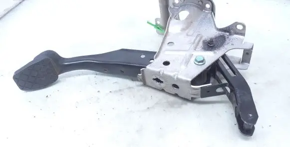 Volkswagen Touran I Brake pedal 1T1721057K