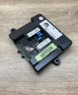 Chrysler Pacifica Fuse module 05140464AA