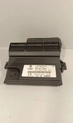 Audi Q7 4L Power management control unit 4F0907280E