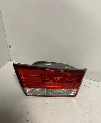 Hyundai Sonata Tailgate rear/tail lights 924033K0