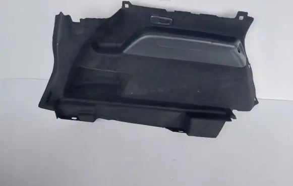 Citroen C4 Grand Picasso Seat belt trim 