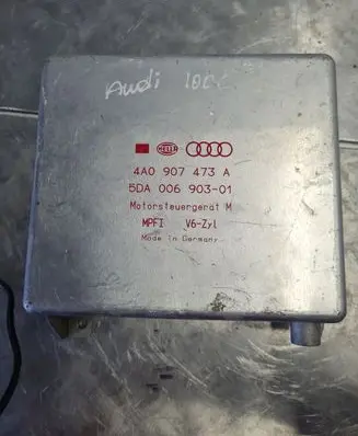 Audi A6 S6 C4 4A Engine control unit/module 4A0907473A 5DA00690301