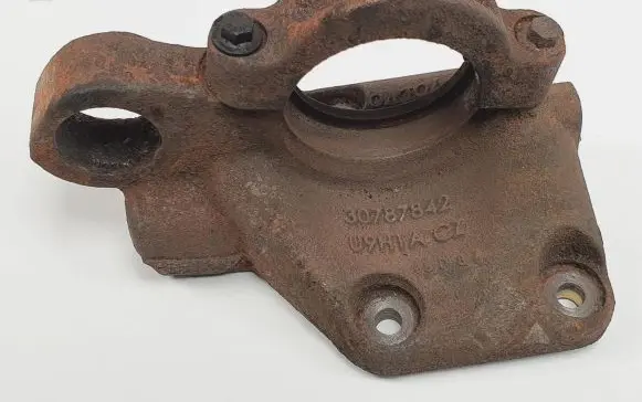 Volvo XC70 Driveshaft support bearing bracket 30787842