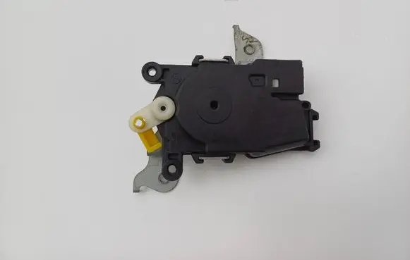 Subaru Forester SF Tailgate boot lock/latch motor 