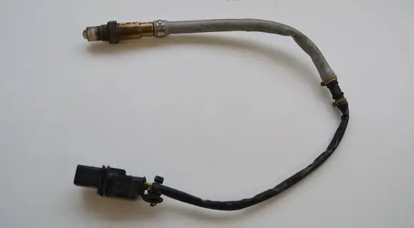 Volkswagen Golf V Lambda probe sensor 0258017044 06F906262