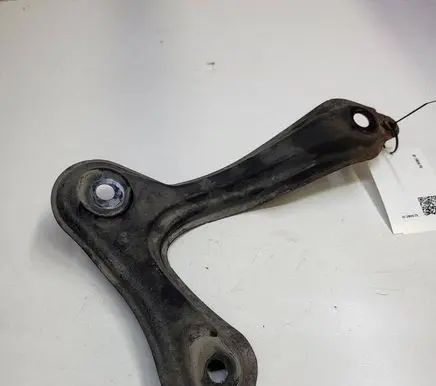Lexus NX Engine mounting bracket
