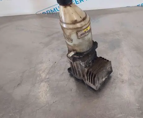 Opel Astra G Power steering pump 554552