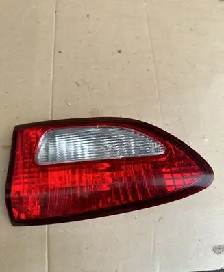 Subaru B9 Tribeca Tailgate rear/tail lights