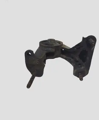 Toyota Corolla Verso E121 Engine mount bracket