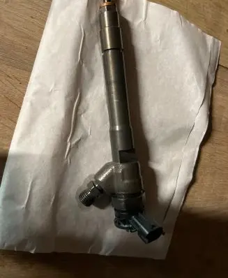 Nissan Qashqai Fuel injectors set 281611205R