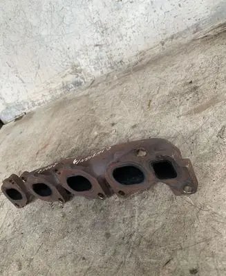 Opel Insignia A Exhaust manifold