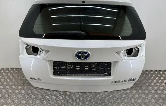 Toyota Auris E180 Tailgate/trunk/boot lid