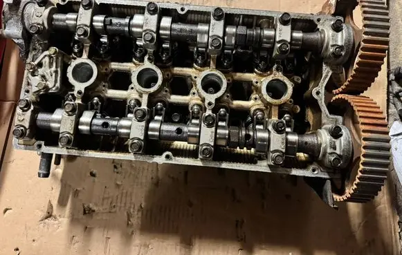 Mitsubishi Outlander Engine head 4G63