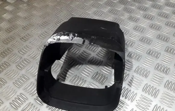 Opel Astra G Steering wheel column trim 90575438