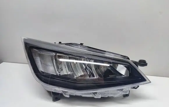 Seat Arona Headlight/headlamp 6F1941006F
