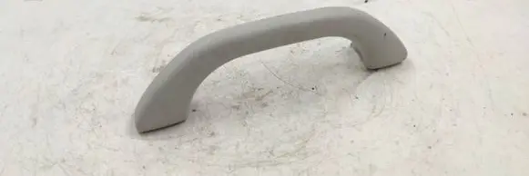 Volkswagen PASSAT B5 Front interior roof grab handle 3b0857607