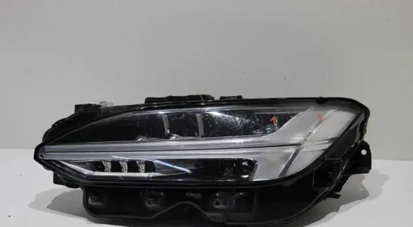 Volvo S90, V90 Headlight/headlamp 32228310 1903139819