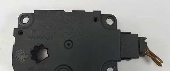 Mercedes-Benz A W176 A/C air flow flap actuator/motor 20140305
