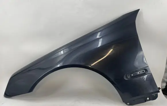 Mercedes-Benz CLK A209 C209 Fender