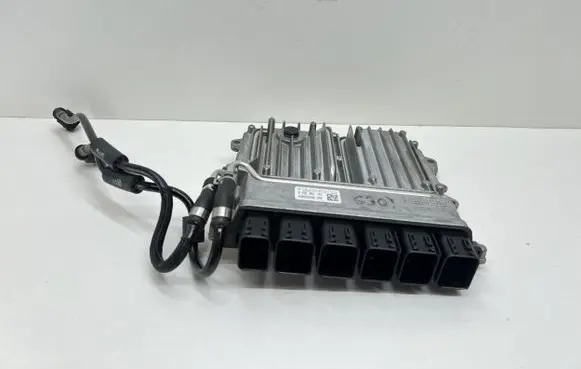 BMW 5 G30 G31 Engine control unit/module 8692962