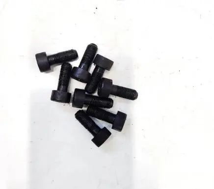 Nuts/bolts