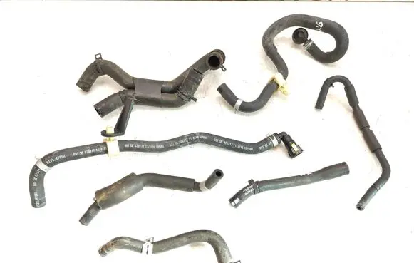 Nissan Qashqai Engine coolant pipe/hose