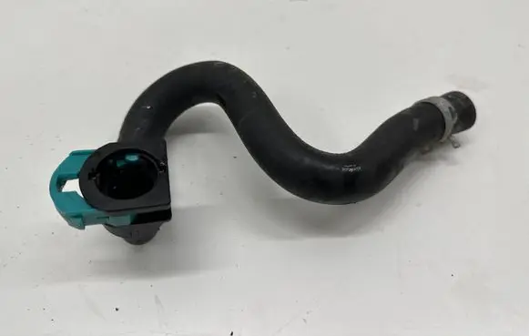 Toyota Camry VIII XV70 Engine coolant pipe/hose