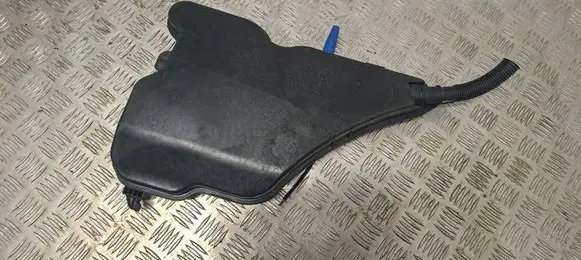 BMW 4 G22 G23 G24 G26 Windshield washer fluid reservoir/tank 7427885 7298309 11115710