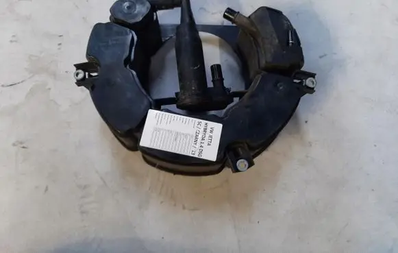 Active carbon filter fuel vapour canister