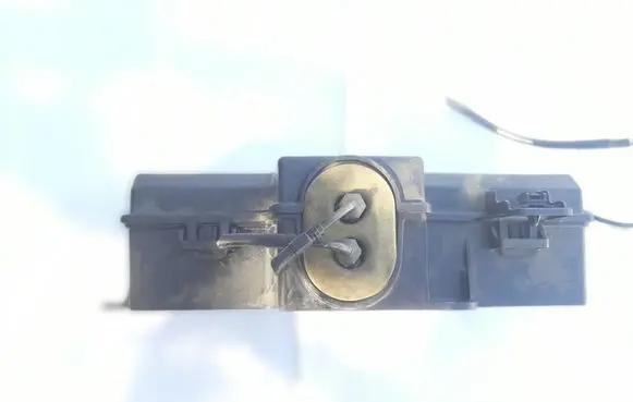 Opel Insignia A Tailgate hydraulic pump motor HB80076060 13279362