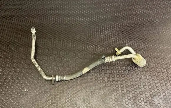 Renault Espace IV Air conditioning (A/C) pipe/hose 8200330253